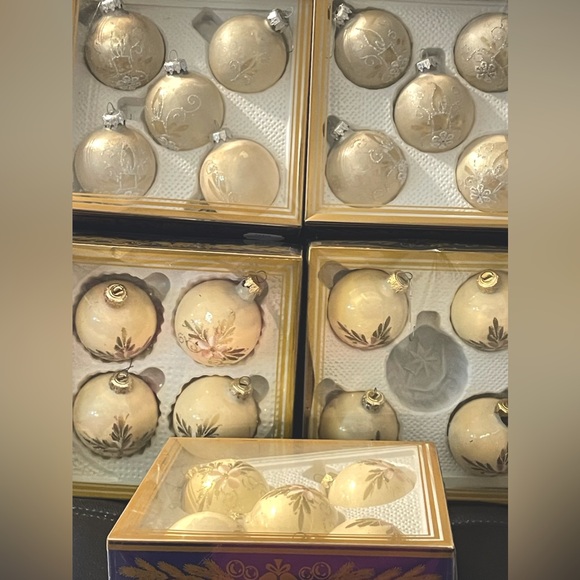 VNTG set 23 Kurt Adler Hand Crafted X-mas Tree Ornaments 13 Floral & 10 Candle - Picture 7 of 10
